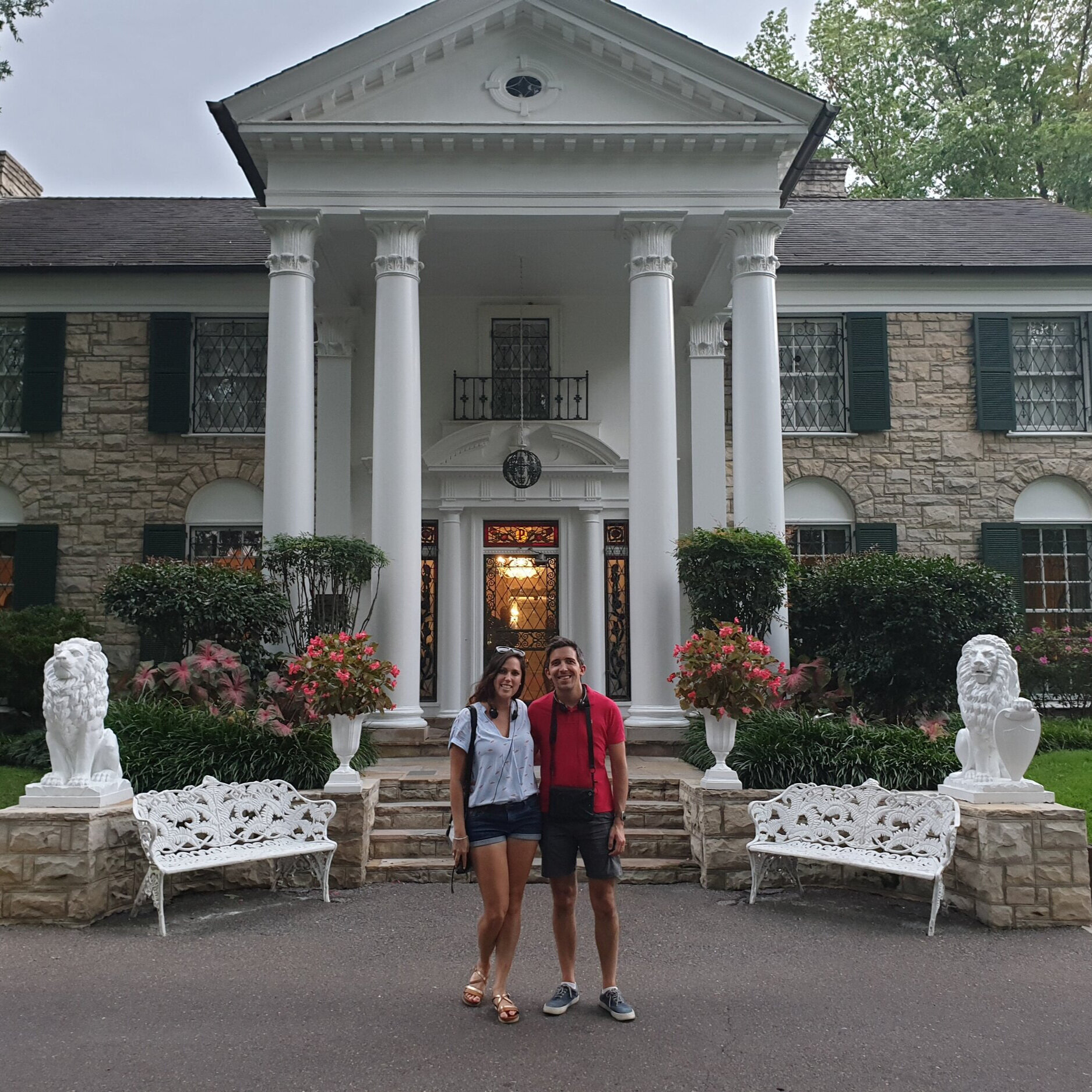 couple Graceland mansion