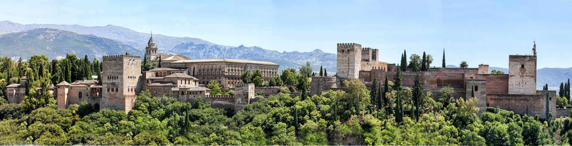 The Alhambra, Granada, Spain. Photo by ddouk on Pixabay.